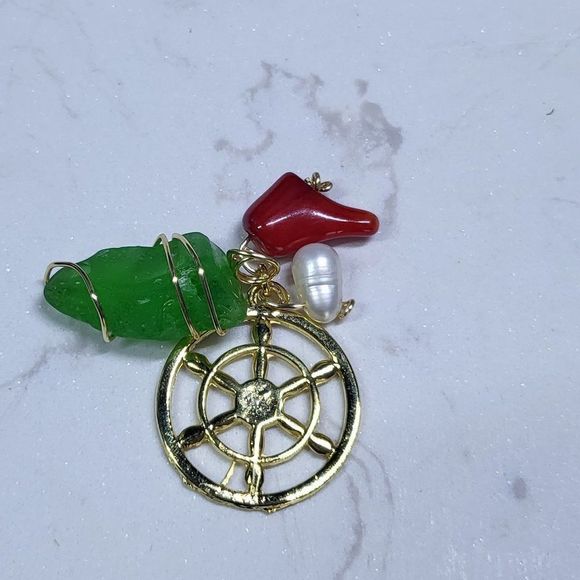 Gold filled and silver handmade pendants sea glass pearls - Picture 3 of 7